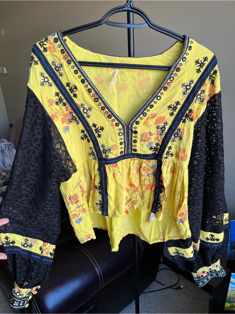 Free people top size small